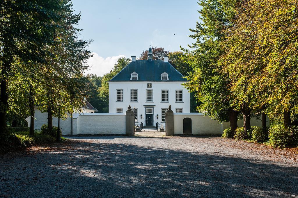 Het Witte Kasteel Villa Loon op Zand Esterno foto